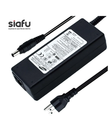 Cargador para Laptop Samsung® Np270e4e Np355e4 Np520u4 5.5 * 3.0 con 90W