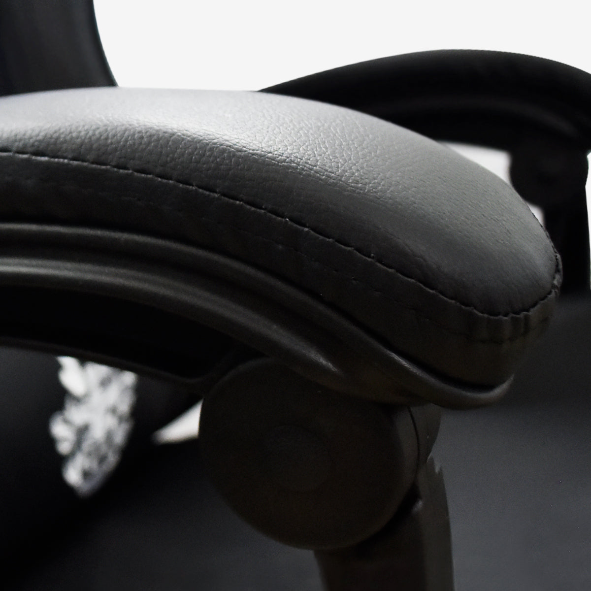 Silla Gamer Xmax Rest cómoda con Respaldo Ergonómico, reclinable y apoyapiés, ideal para Jugadores Profesionales | Marca Nian